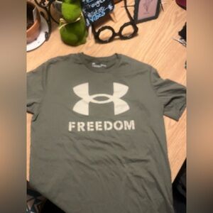 Under Armour Men's Khaki Freedom Tee